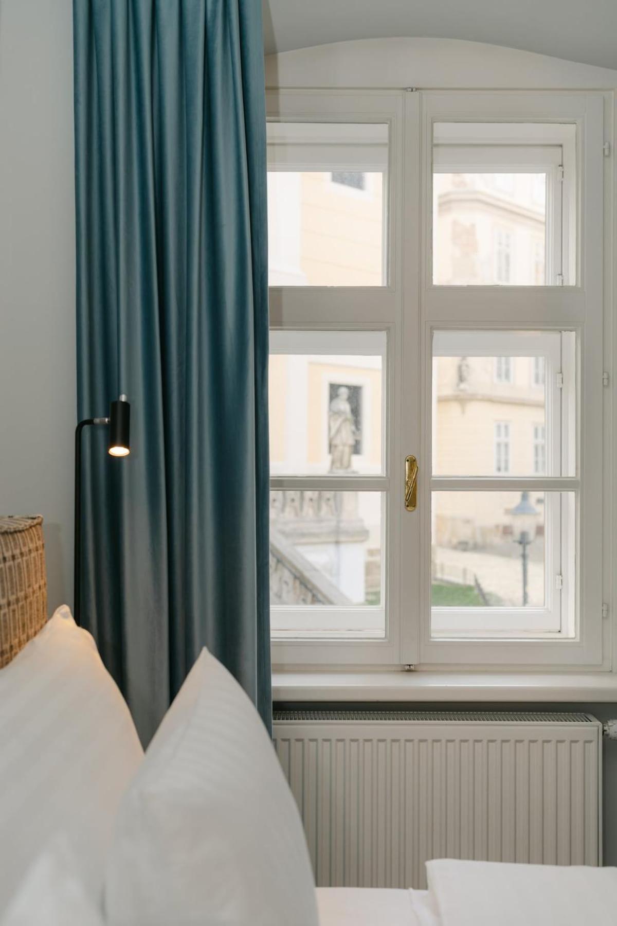 Apartment Boutique For 4-6 At Mq