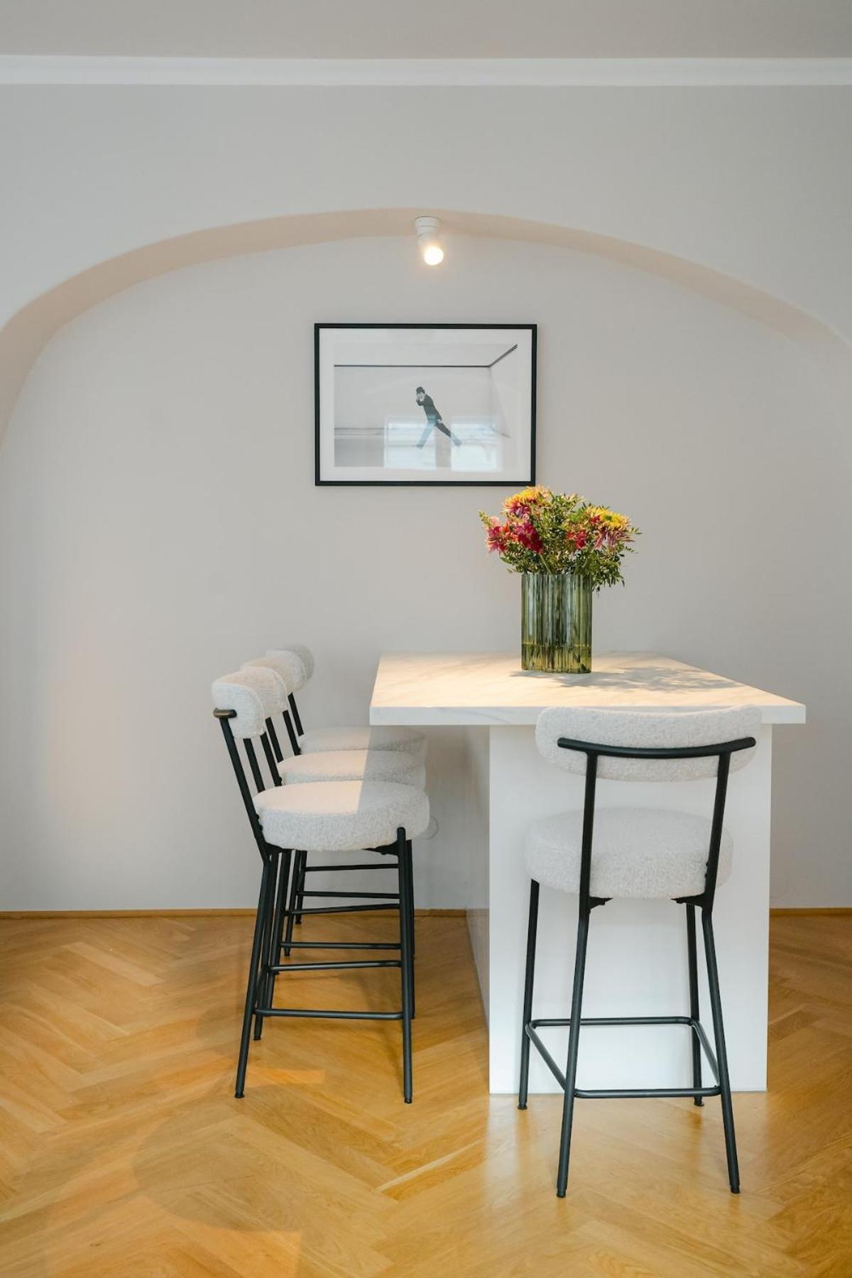 Apartment Boutique For 4-6 At Mq *